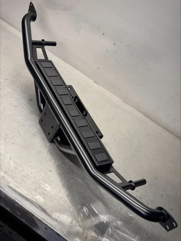 land-rover-defender-stainless-steel-nas-rear-step
