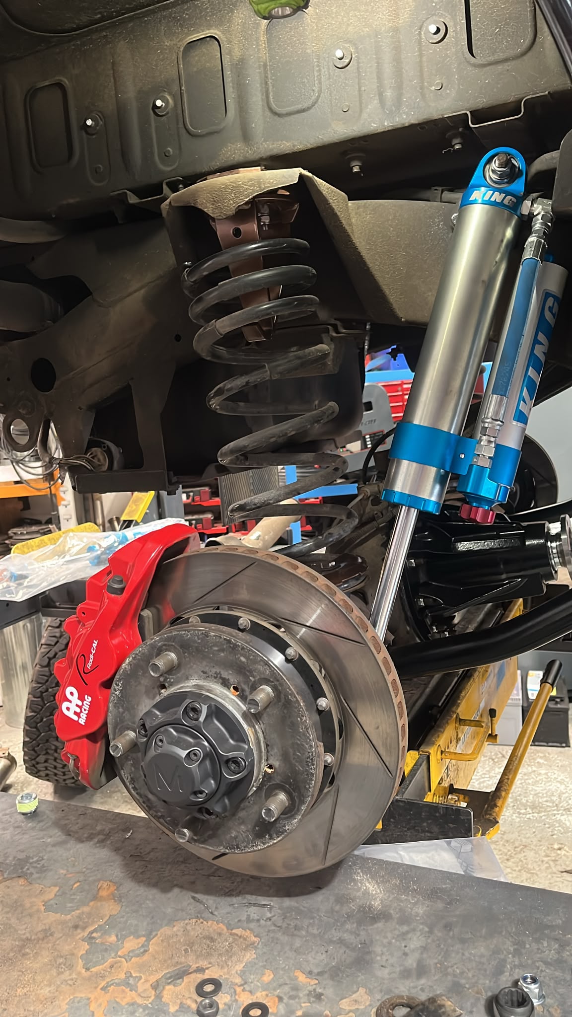 Land Rover Defender King Shocks - Image 2